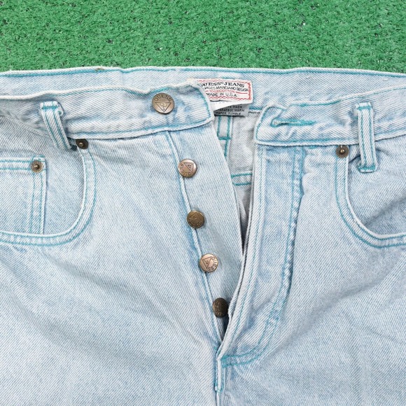 VINTAGE GUESS JEANS USA MADE DENIM JEAN SHORTS JORTS WOMENS SZ 3 BUTTON FLY - Picture 6 of 8